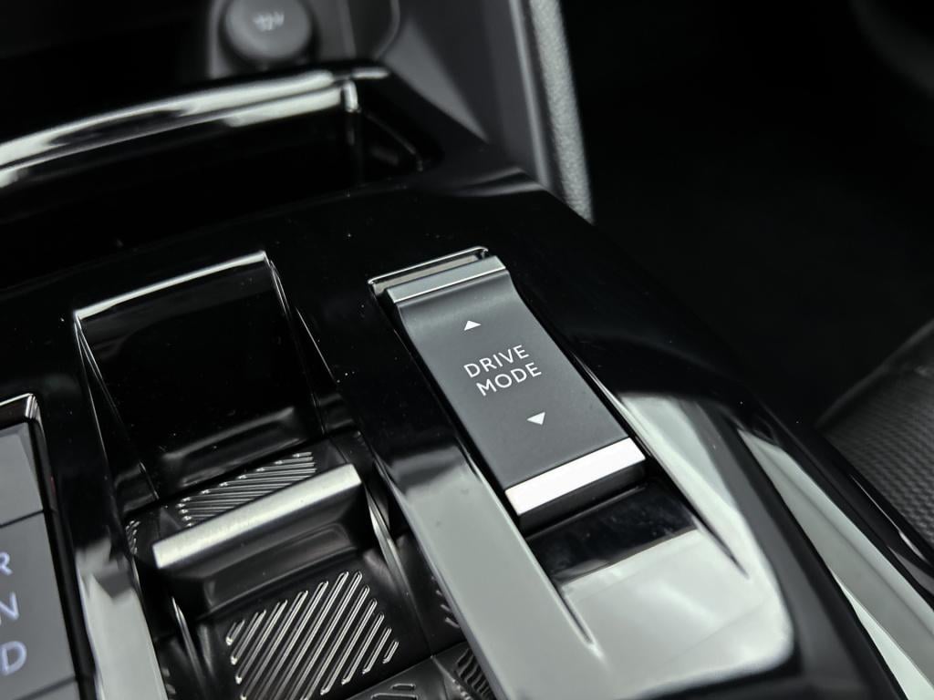 Citroen C4 hybrid 145pk automaat business private lease € 489,- pm - 48mnd 