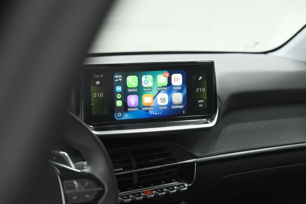Peugeot 208 puretech 100 eat8 allure pack | keyless | camera | navigatie | 