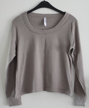 Licht grijze shirt  maat l