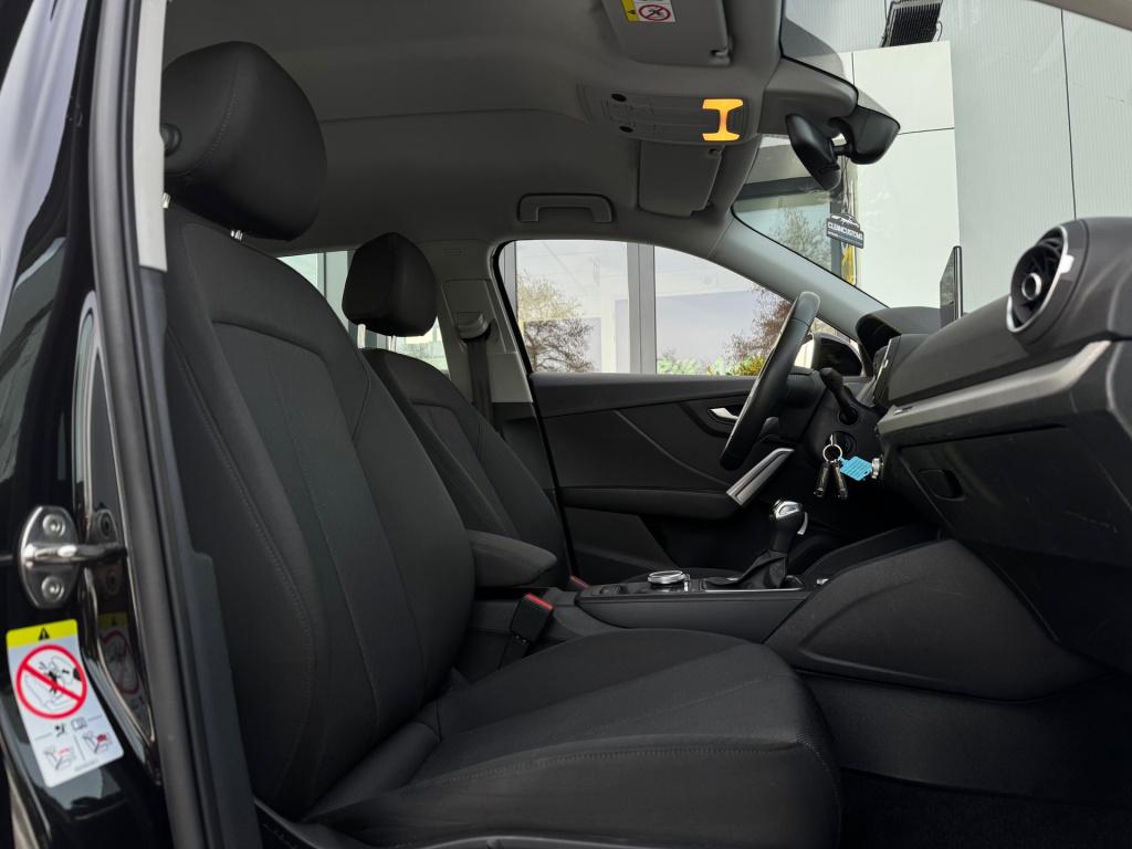 Audi Q2 1.5 tfsi *s edition . virtual * camera * black pack