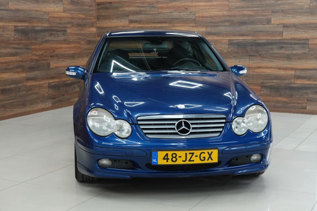 Mercedes-Benz C-Klasse sportcoupé 180 k. class