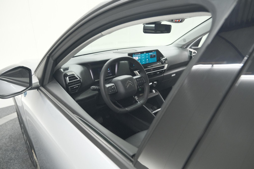 Citroen Ë-c4 feel pack 50 kwh | camera | navigatie | apple carplay | parkee