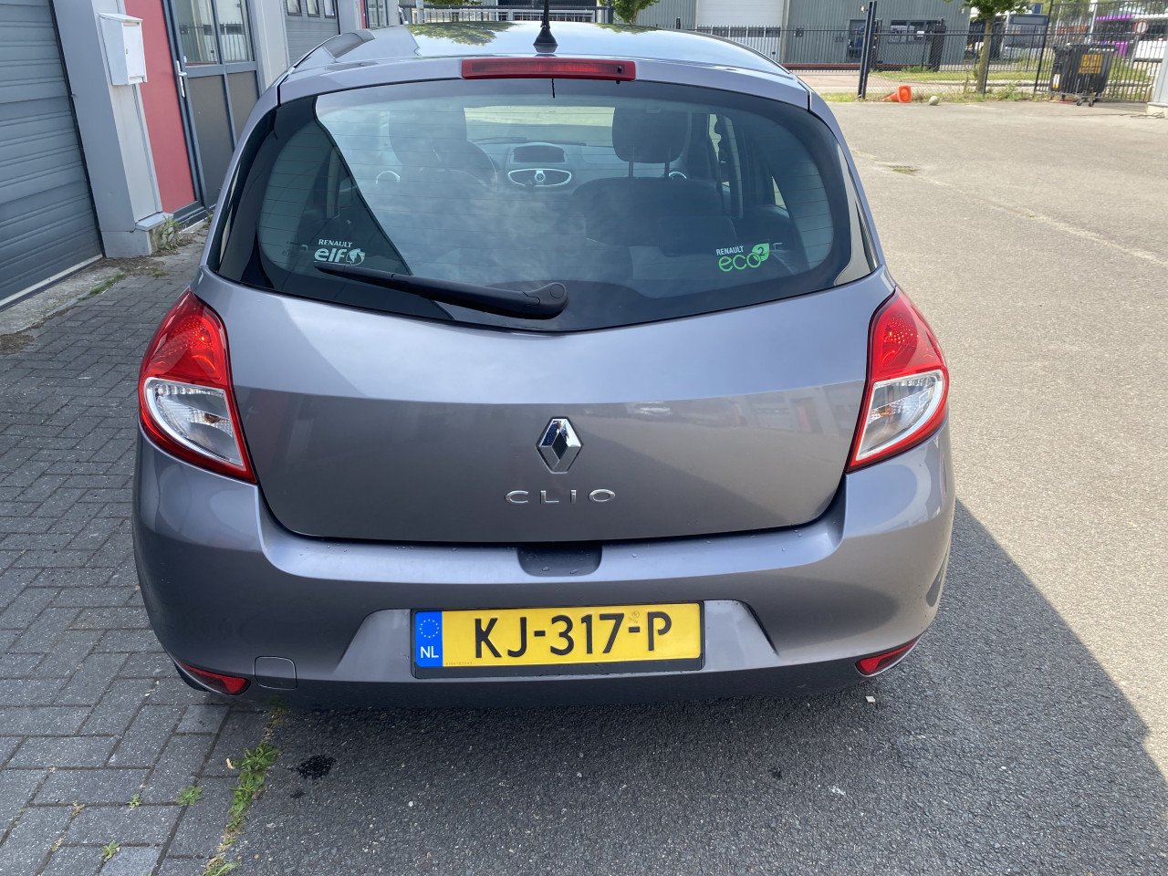 Leuke Renault Clio (2011-175000km) voor leuk prijsje!