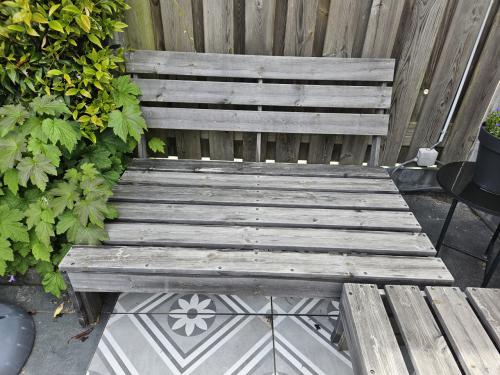 2 Palletbanken met kussens