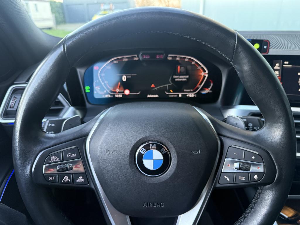 BMW 3-serie touring 330i automaat x-drive high executive