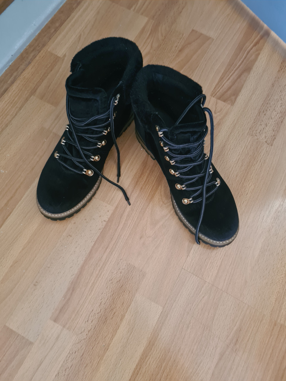 Schoenen maat 39 zo goed als nieuw!