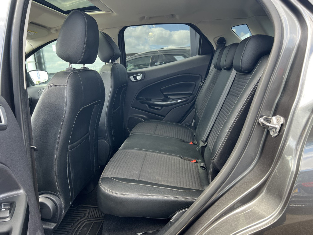 Ford Ecosport 1.0 ecoboost 125pk titanium, voorruitverwarming , stoelverwar