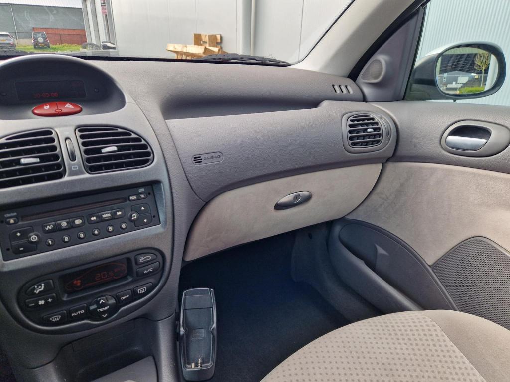 Peugeot 206 1.6-16v gentry
