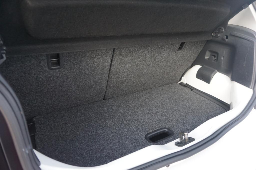 Volkswagen UP! 1.0 move up! bluemotion airco / elektr. ramen / lm velgen / 