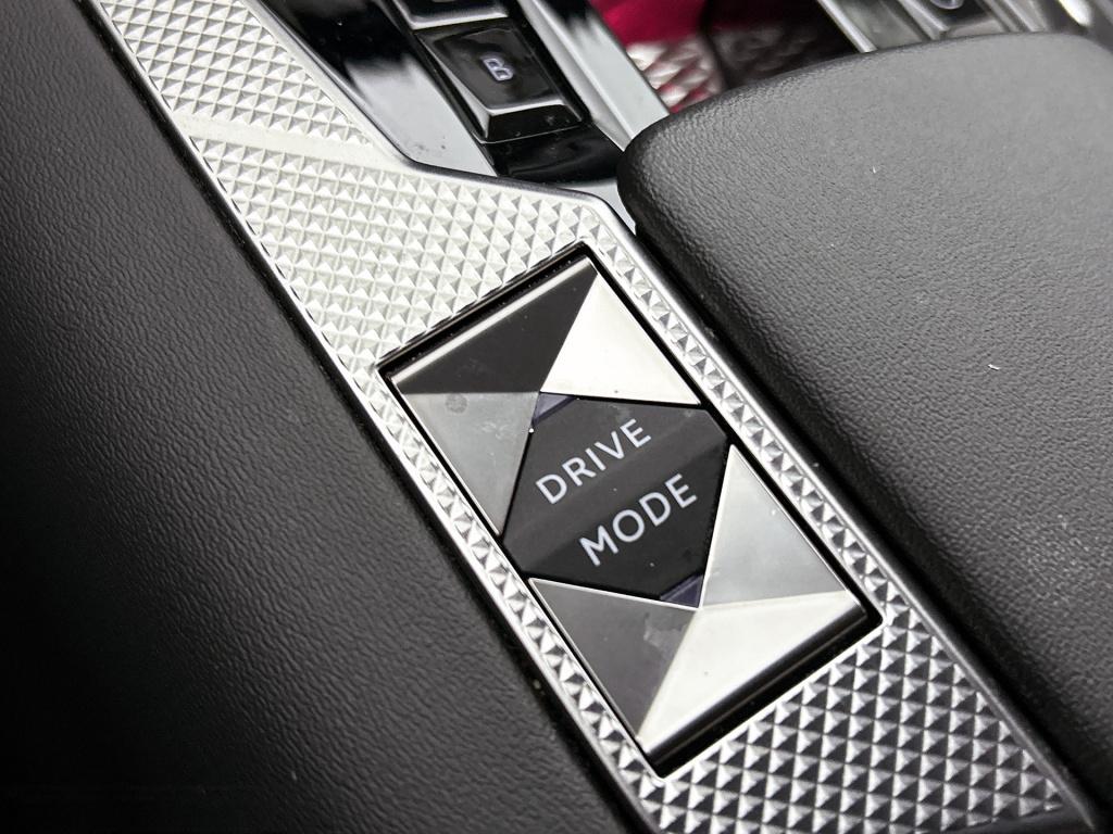 Ds Ds 4 e-tense 225pk automaat rivoli cross | rijklaar | schuifdak | adapti
