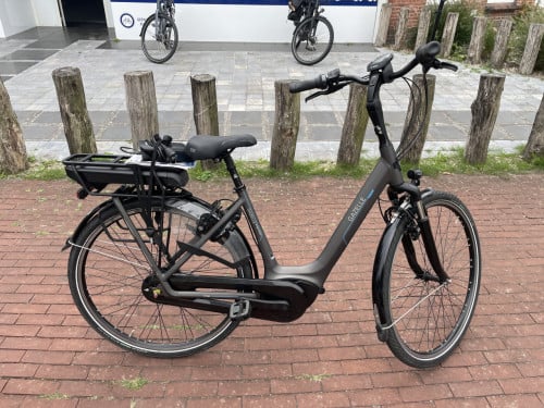 Gazelle orange Bosch middenmotor damesfiets nette staat !!