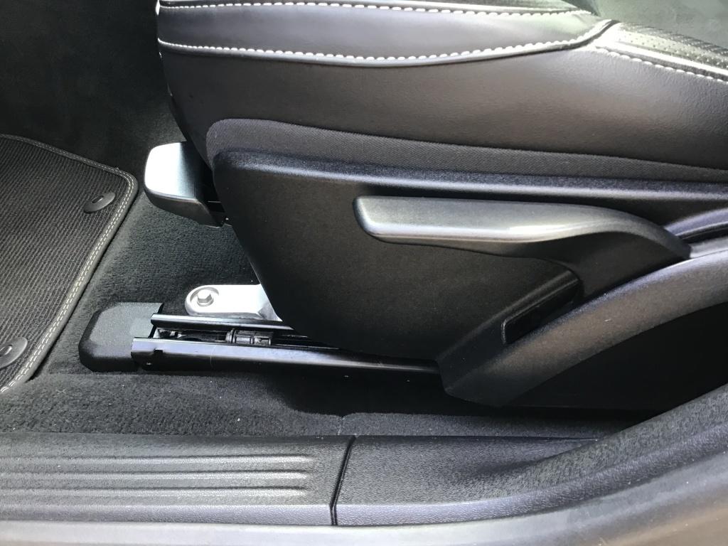 Volvo V40 t3 153pk aut6 polar+ sport| panodak| camera| trekhgaak| h&k soun
