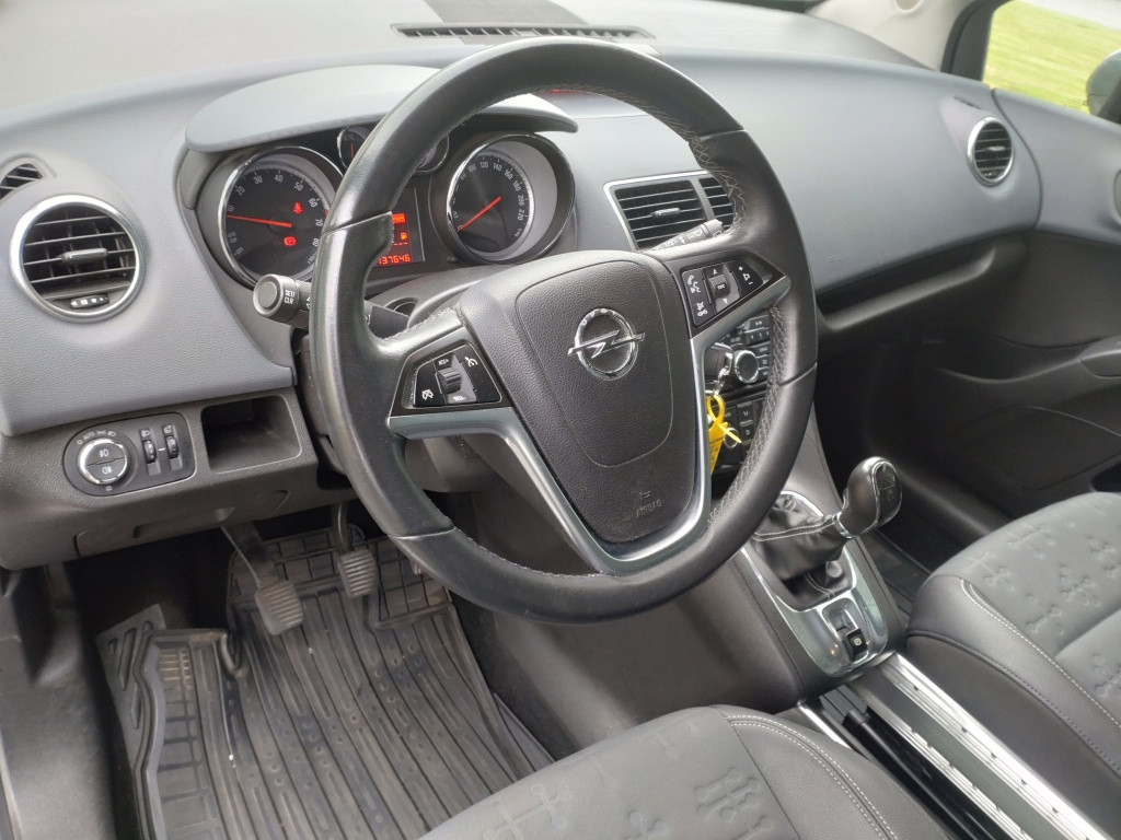 Opel Meriva 1.4 turbo color ed.