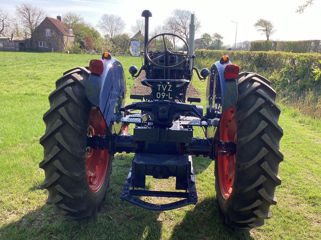 Fordson E27N Blauwe reiger