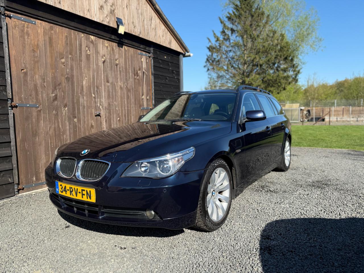 BMW 5-serie 523i Touring Automaat Blauw