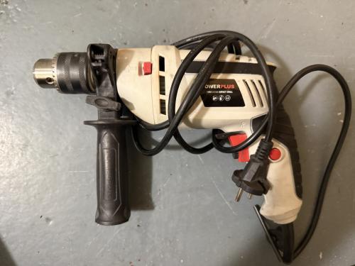 In goede staat boormachine  voor €15