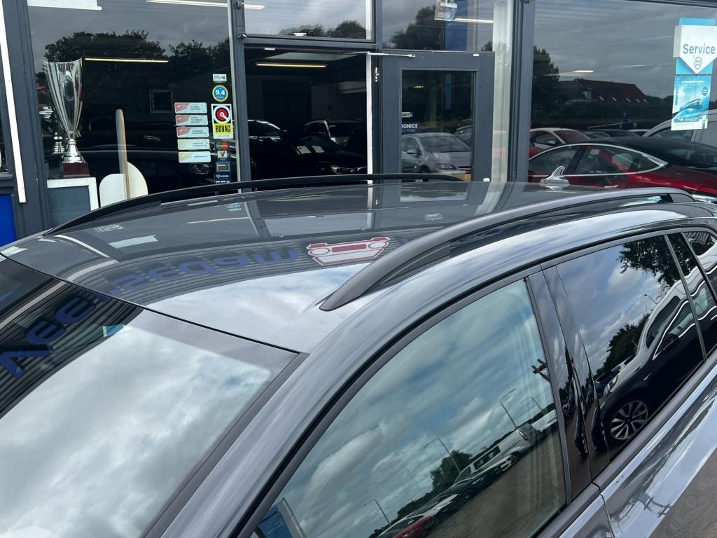 Volkswagen Golf variant 1.5 etsi r-line edition