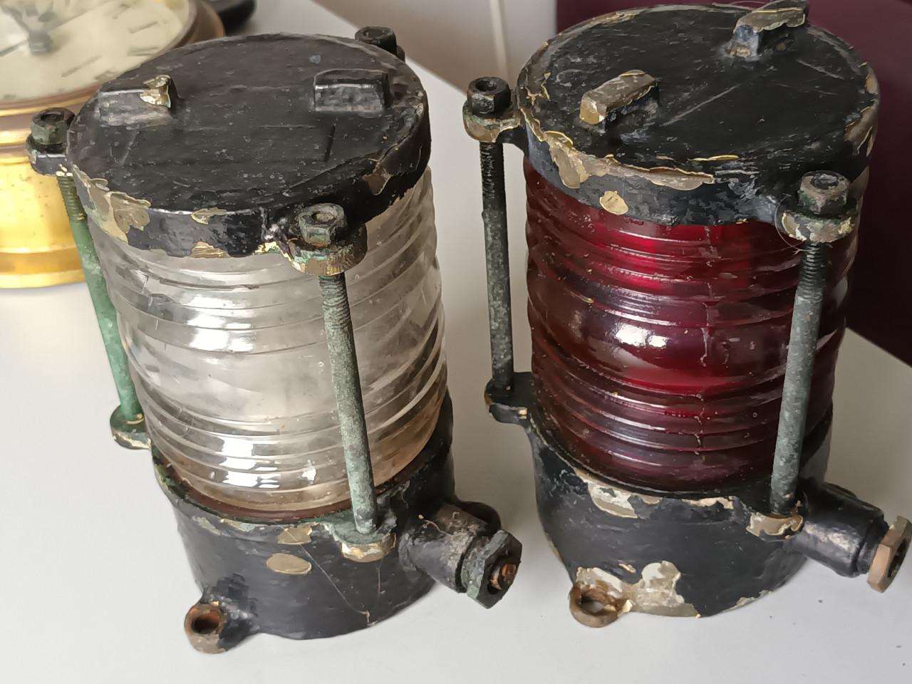 2 zware koperen scheepslampen