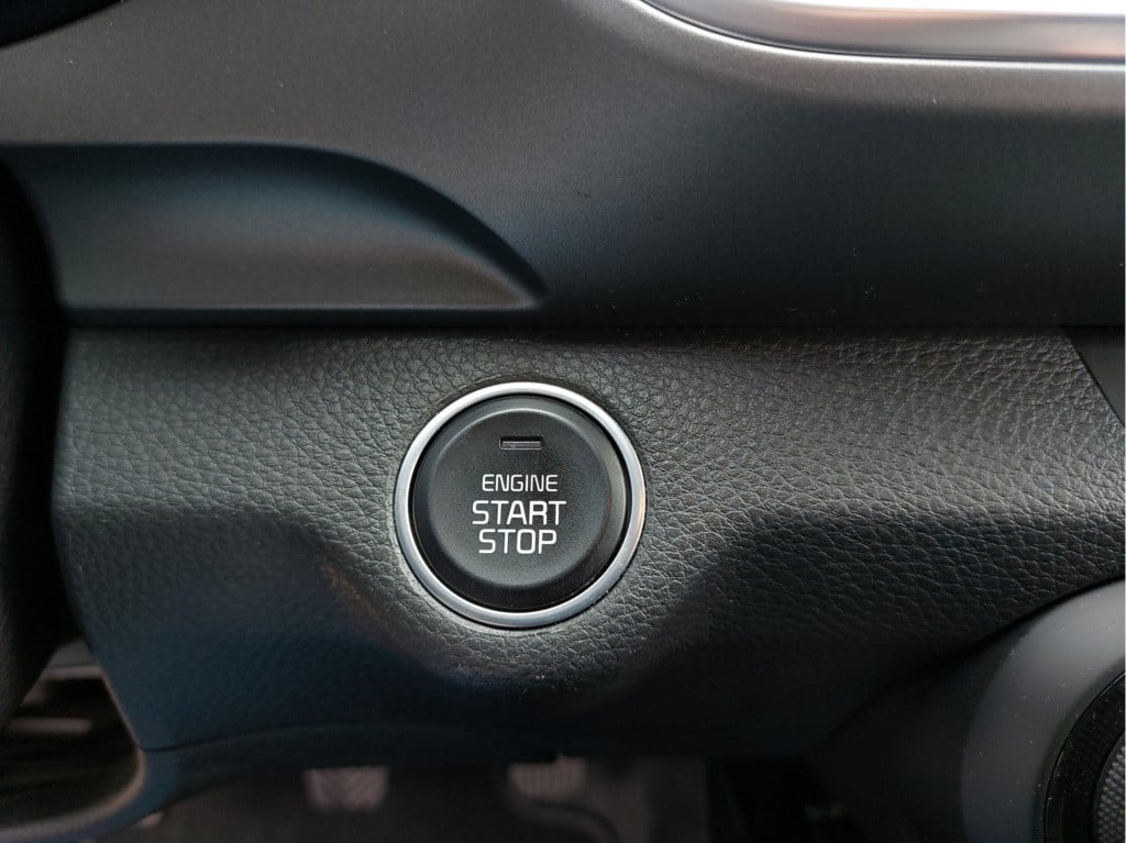 Kia Stonic 1.0 t-gdi mhev dynamicplusline | climate control |