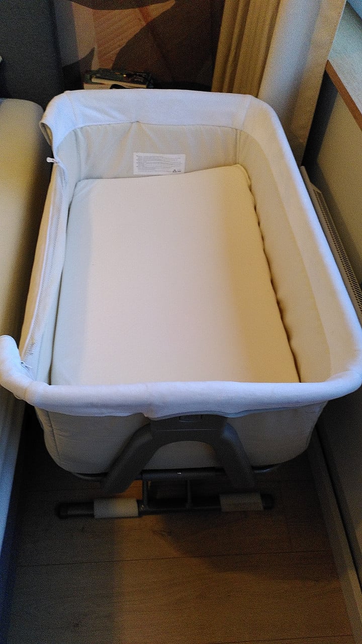 Co-sleeper