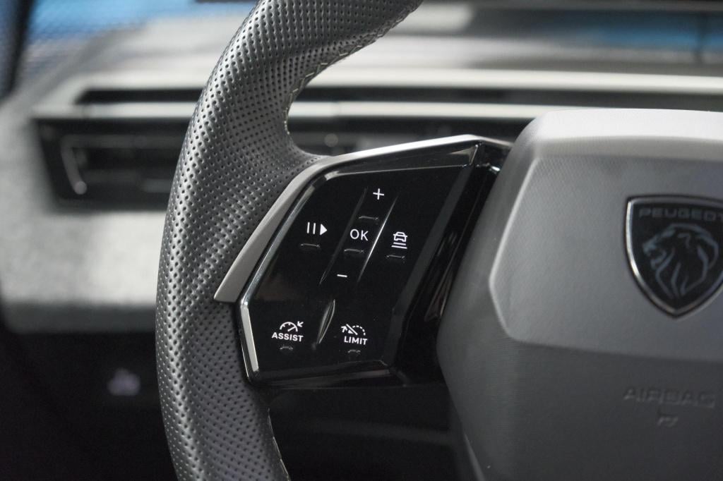 Peugeot 3008 1.2 hybrid 145 gt | elektrische kofferklep | camera | adaptiev