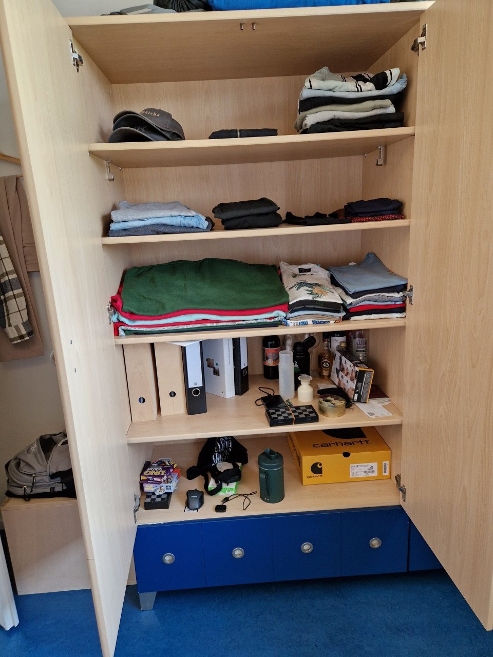 Kleding/opbergkast