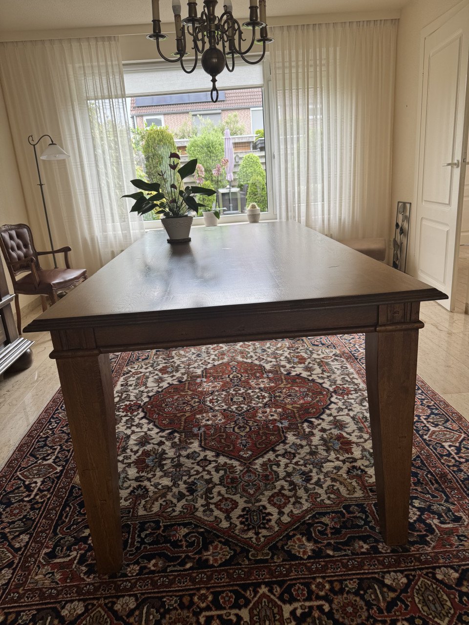 Set van eetkamertafel + salontafel