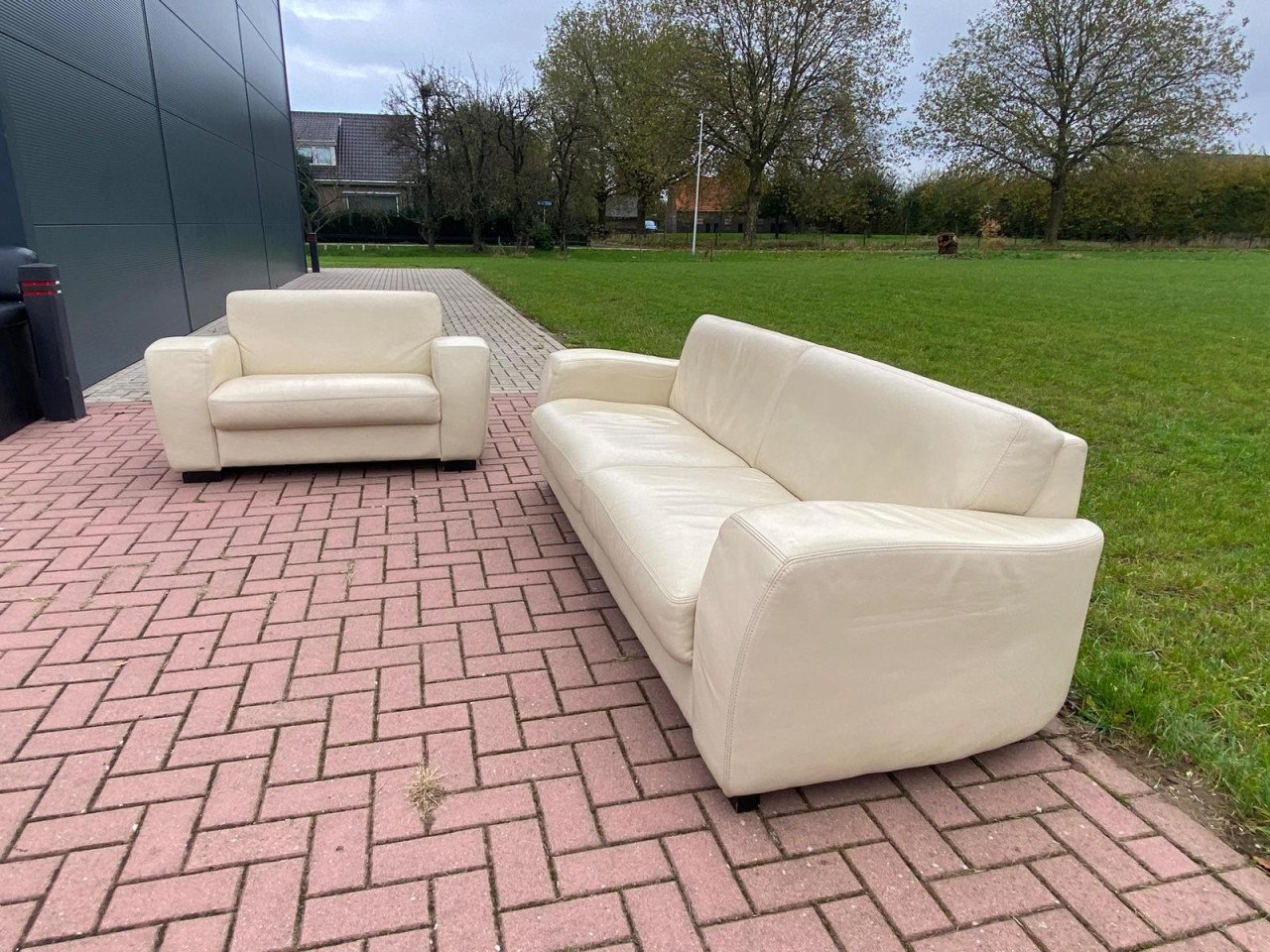 GRATIS LEVERING Mooie Echt Leer 3 + 1.5 -zits Bankstel