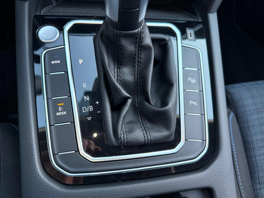 Volkswagen Passat variant 1.4 tsi phev gte business