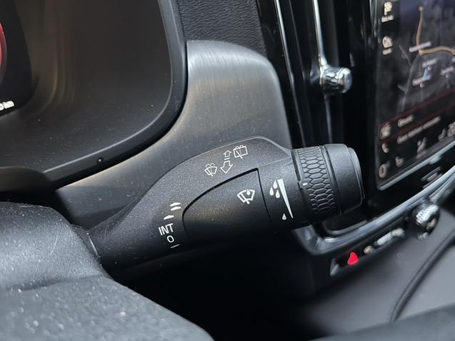 Volvo V90 2.0 t4 momentum pro aut. | pano | memory | 18'' | trekhaak