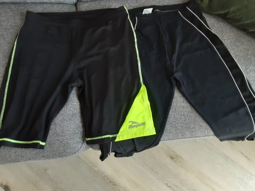 2 sportbroeken  met 40-42