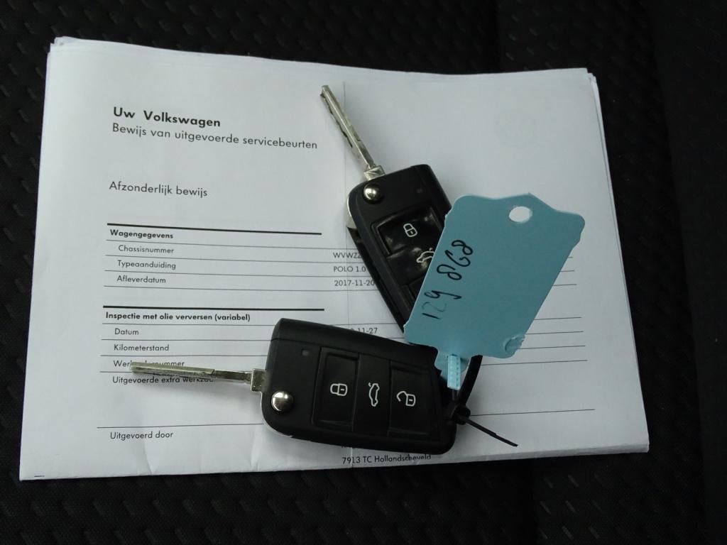 Volkswagen Polo 1.0 tsi comfortline | navi | bluetooth | 17"