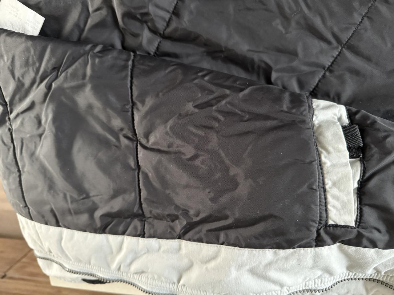 Zeer goede O’Neill jas. Valt als L/XL. Geheel gevoerd. Hier overcompleet.