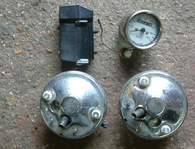 Teller  toeren en km tellers -- km gevers