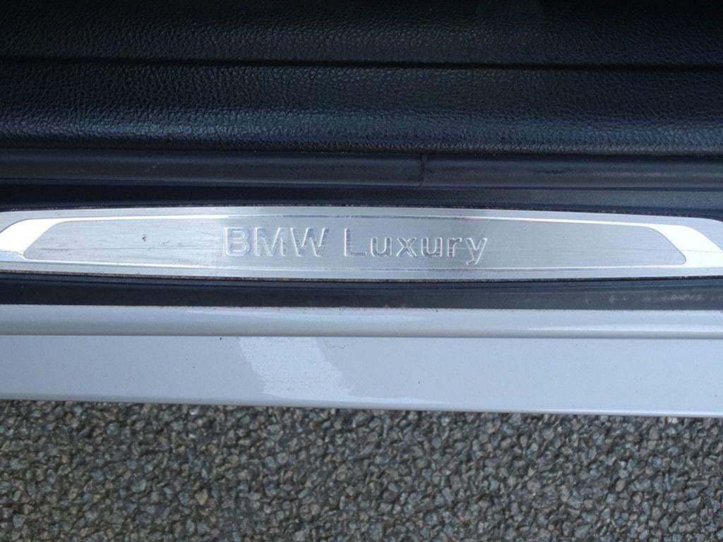 BMW 3-serie 316i executive sport automaat | bi-xenon | afn. trekhaak