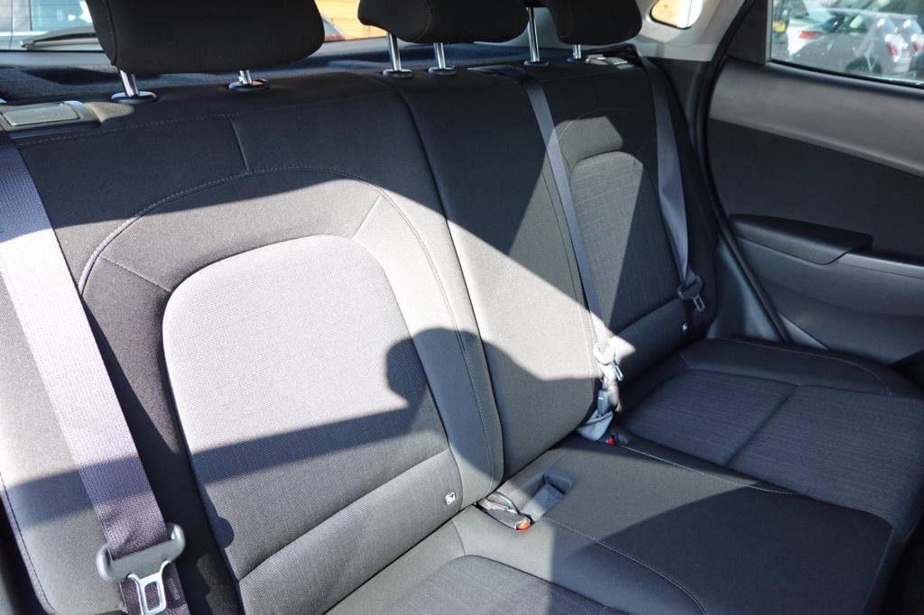 Hyundai Kona 1.6 gdi hev fashion sky