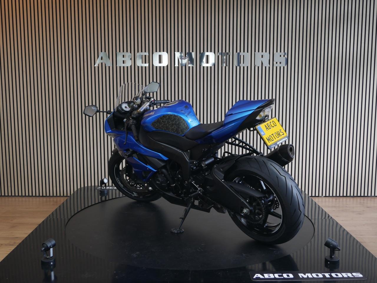 KAWASAKI NINJA ZX-6R