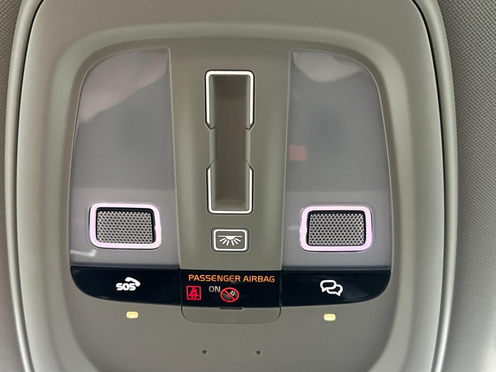 Volvo XC60 t6 398pk recharge bright| achteruitrijcamera| trekhaak| pano|