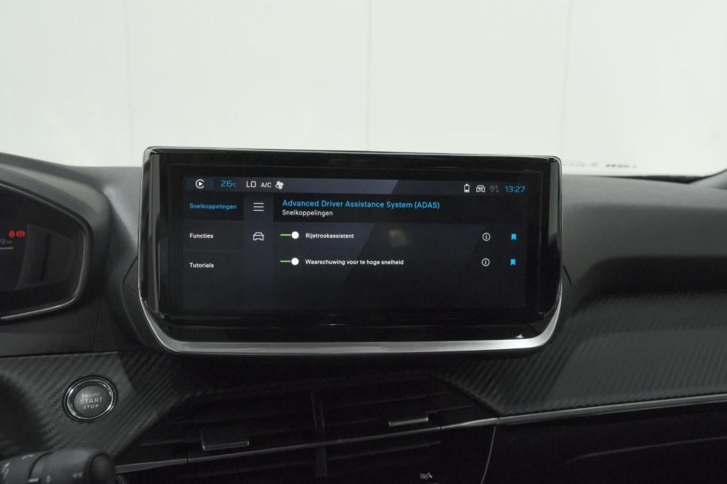 Peugeot E-2008 ev allure 54 kwh | 97,2% soh | 11 kw lader | apple carplay |
