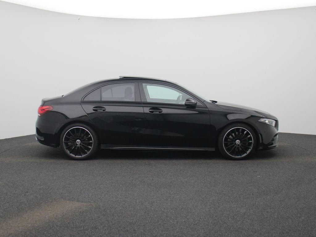 Mercedes-Benz A-Klasse 250 premium | automaat | panorama dak | virtual cock