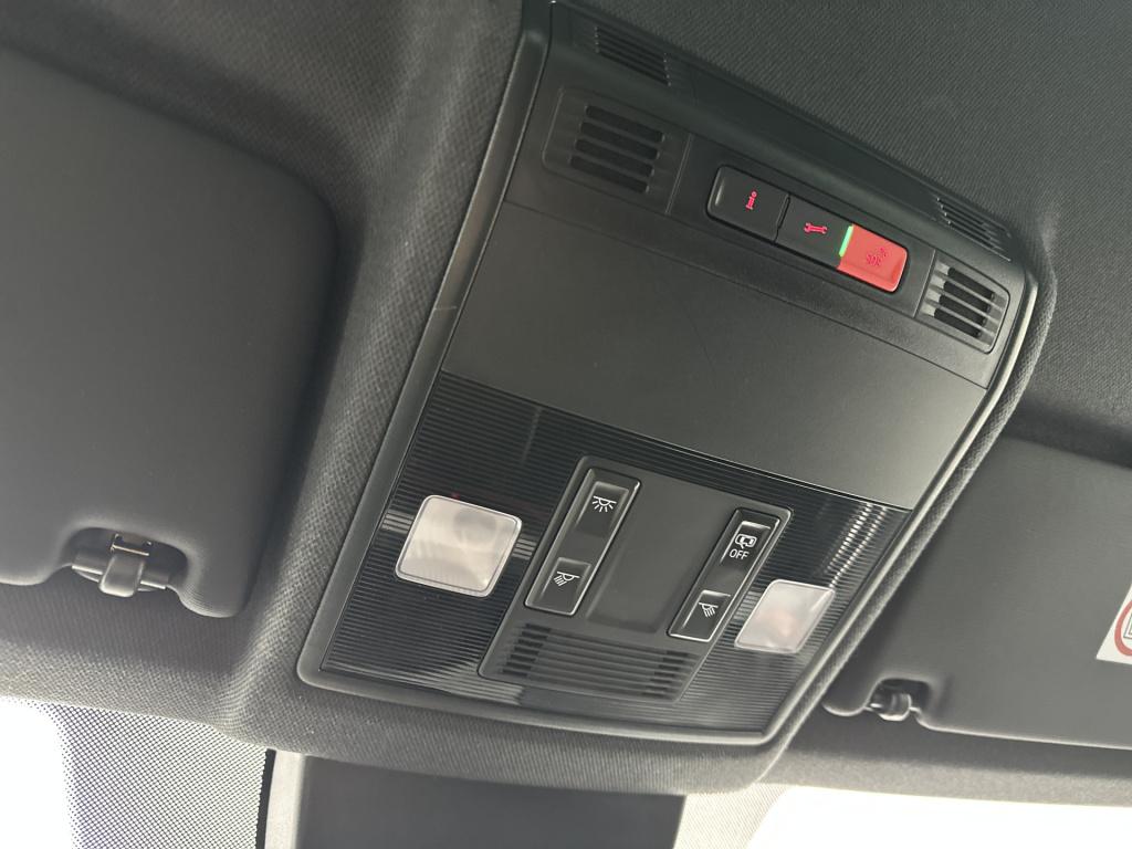 Seat Arona 1.0 tsi fr business intense | licht metalen wielen