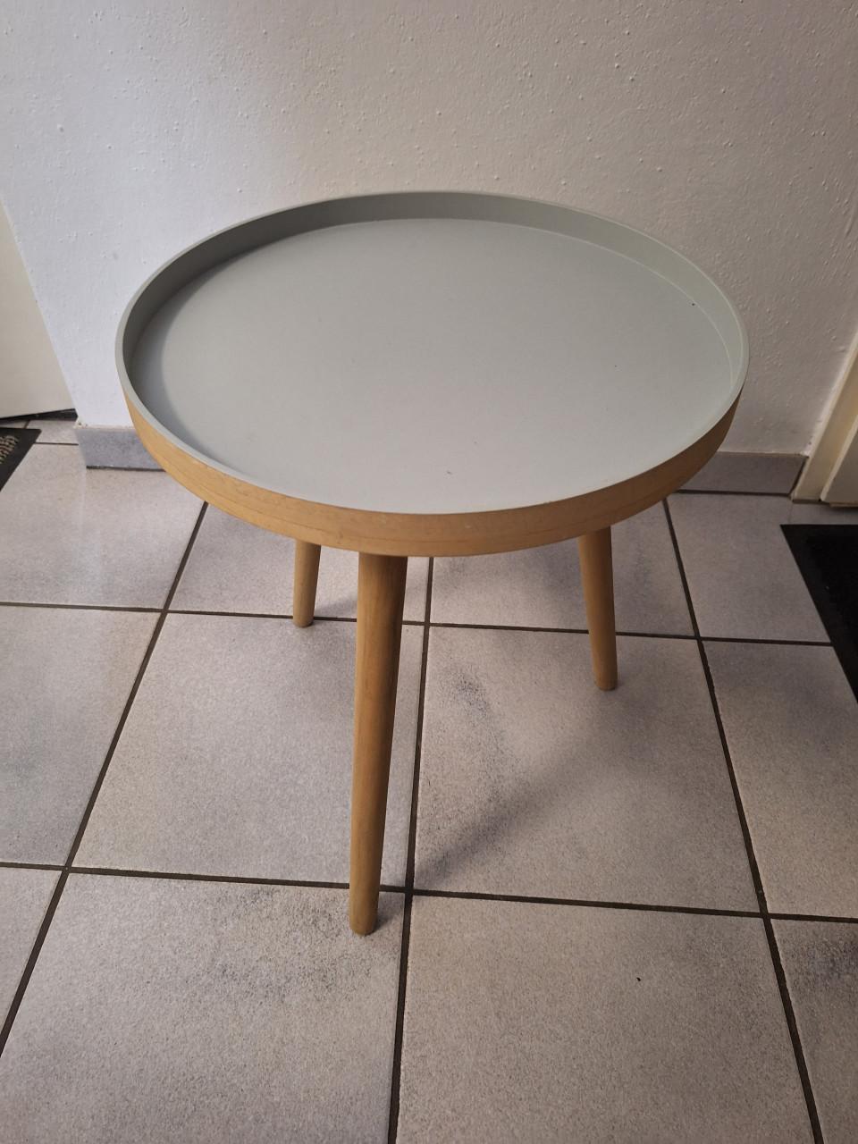 Bijzettafeltje