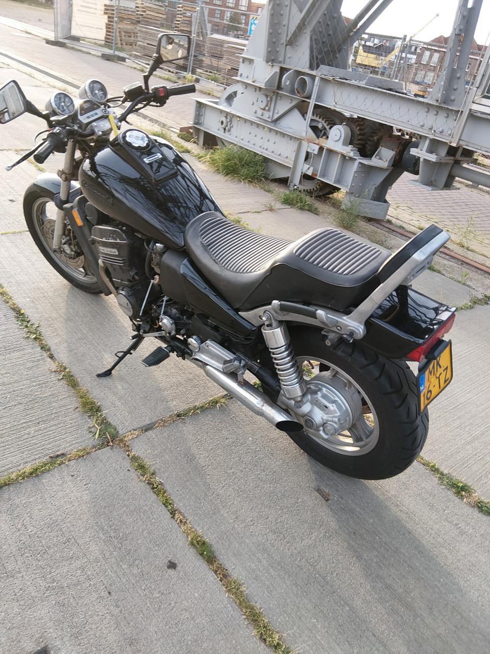 Kawasaki ZL1000 eliminator
