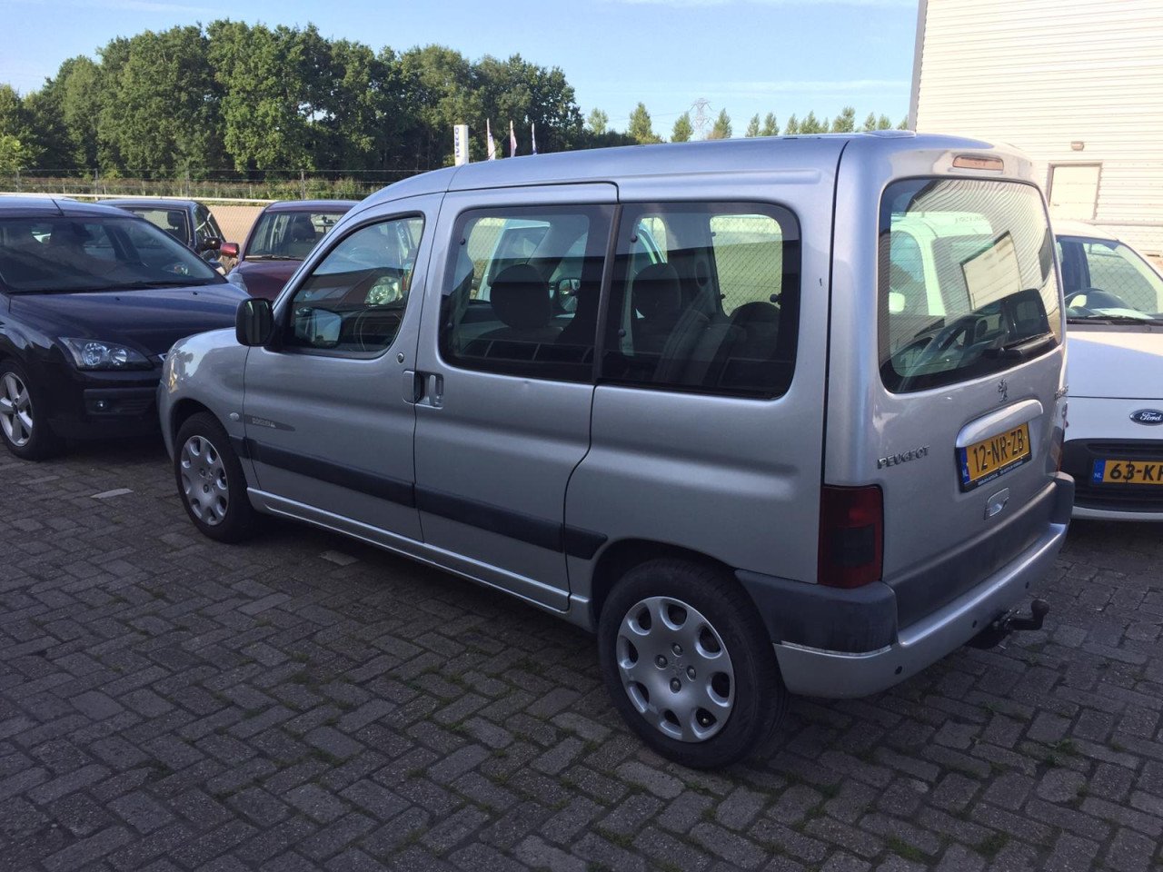 PEUGEOT PARTNER
