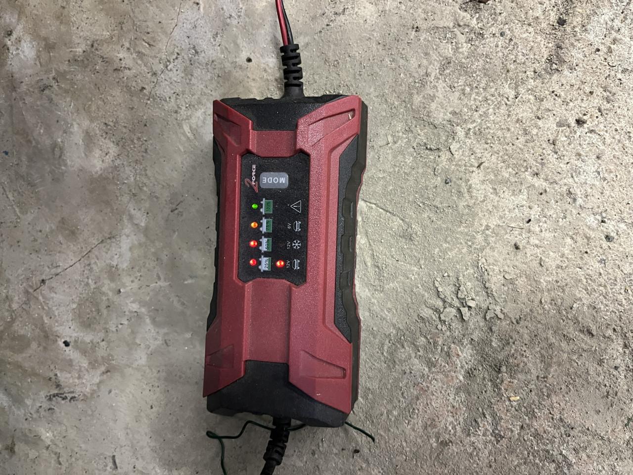 Te koop:  Benzineaggregaat Genermore Delux 6500w