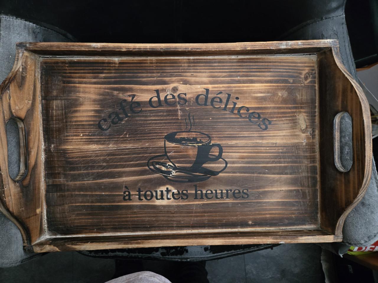 Houten serveerblad met een rustieke uitstraling,L46xB32xH7cm