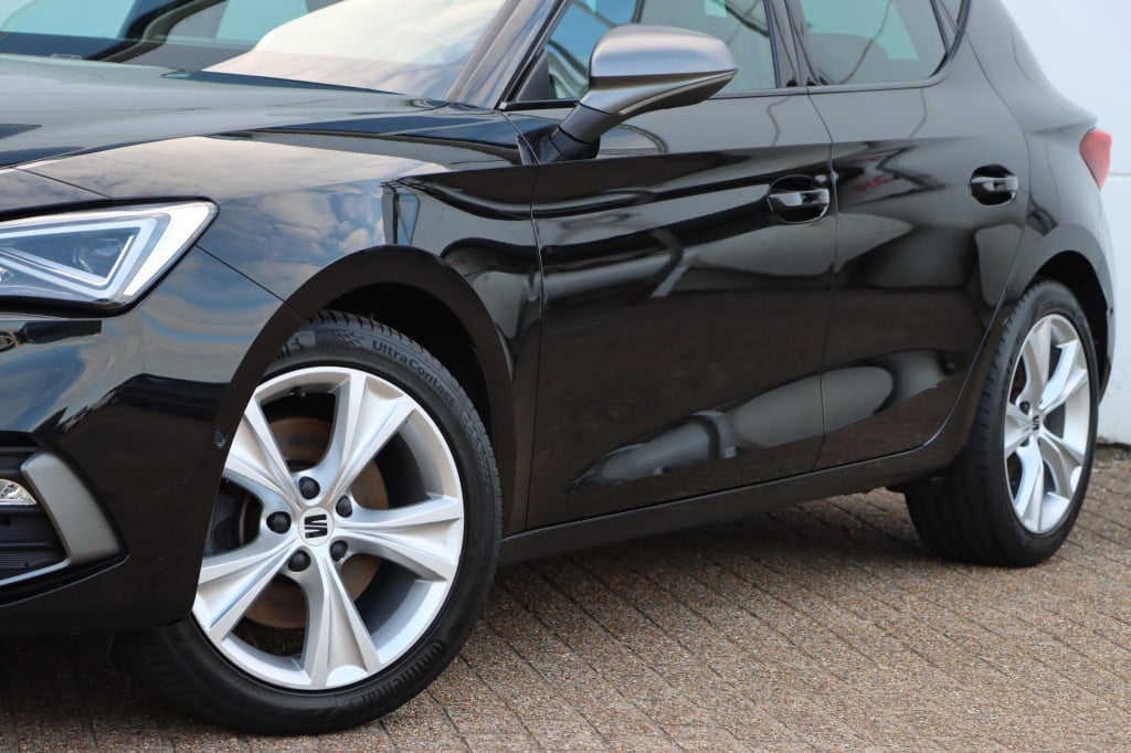 Seat Leon 1.5 tsi 150pk dsg fr launch edition