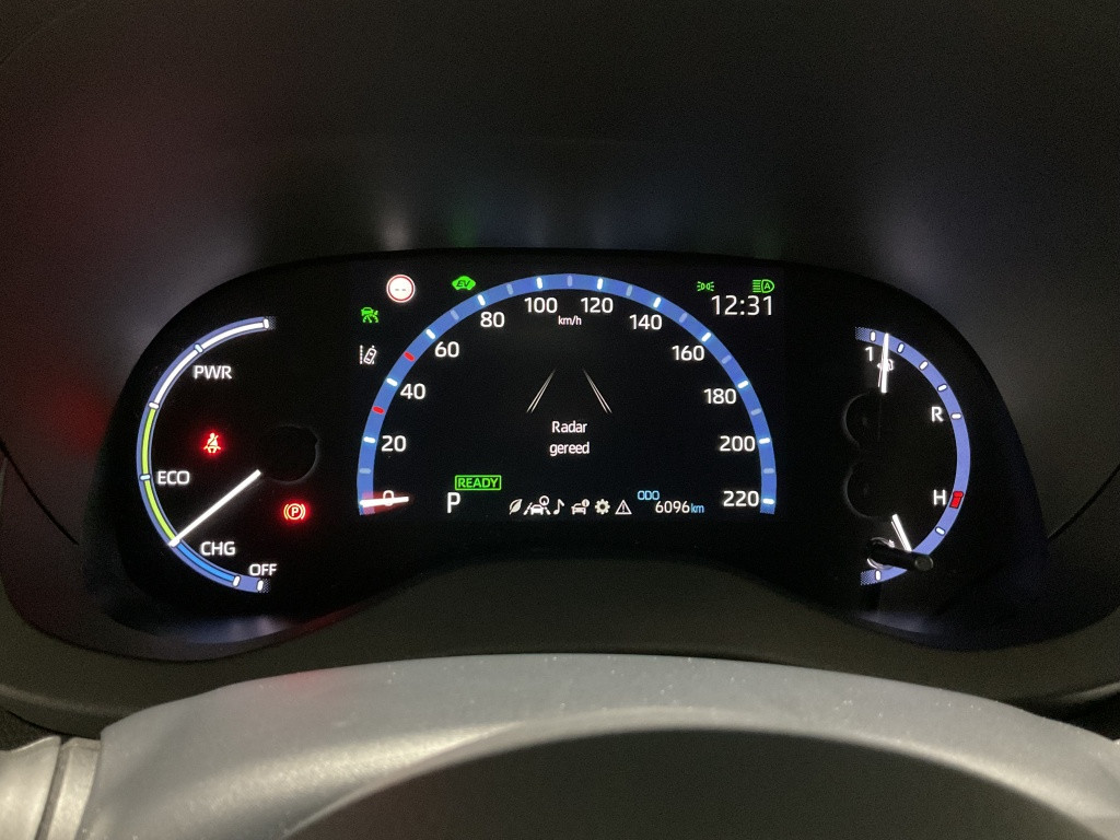 Toyota Yaris Cross demo 1.5 hybrid adventure | navi | camera | pdc |