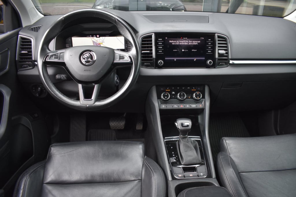 Skoda Karoq 1.5 tsi act | leder | trekhaak | camera | apple carplay | andro