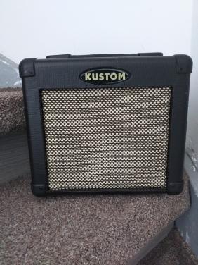 Kustom kga10 Gitaarversterker